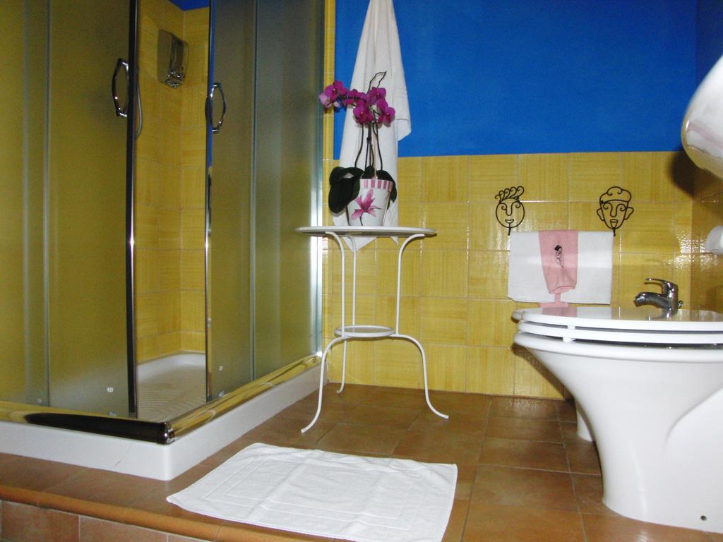 Locanda Degli Etruschi Montalto di Castro Zimmer foto